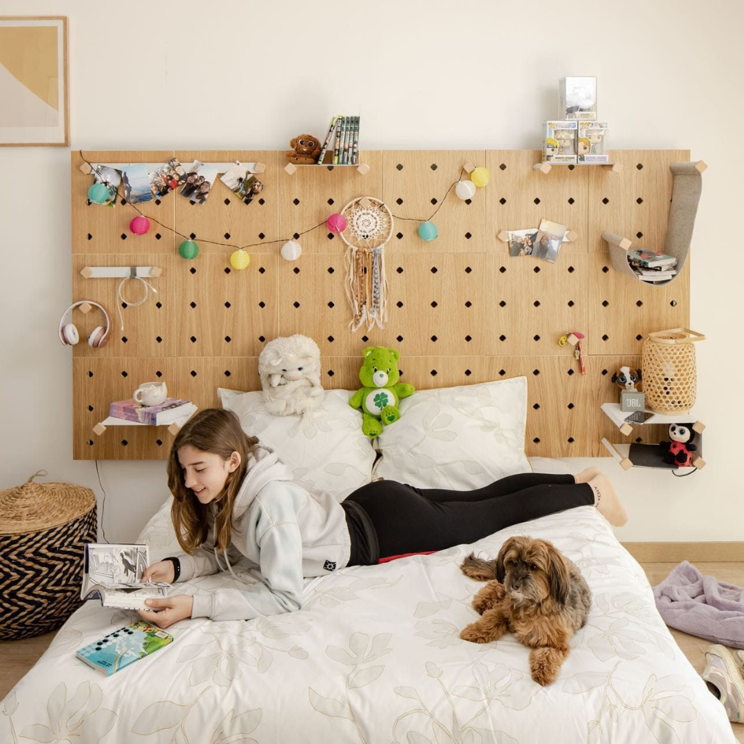 Tête de lit pegboard l’Ado